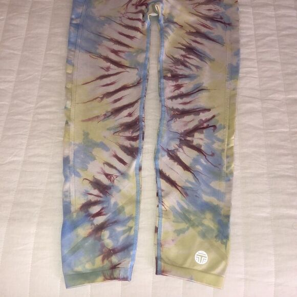 Tory Burch Sport M Tie Dye Seamless Cropped Chevron Leggings - Picture 7 of 11